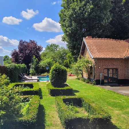 Ferme De Caractere Avec Piscine Et Cheminee Vila Sainghin-en-Mélantois Exterior foto
