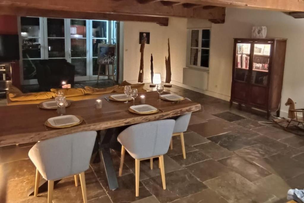 Ferme De Caractere Avec Piscine Et Cheminee Vila Sainghin-en-Mélantois Exterior foto