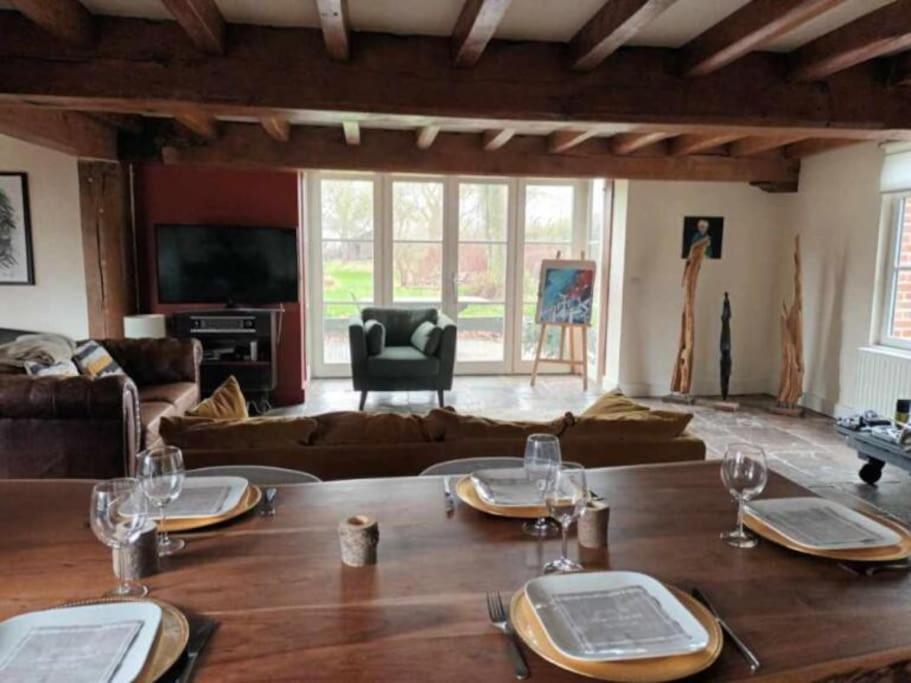 Ferme De Caractere Avec Piscine Et Cheminee Vila Sainghin-en-Mélantois Exterior foto