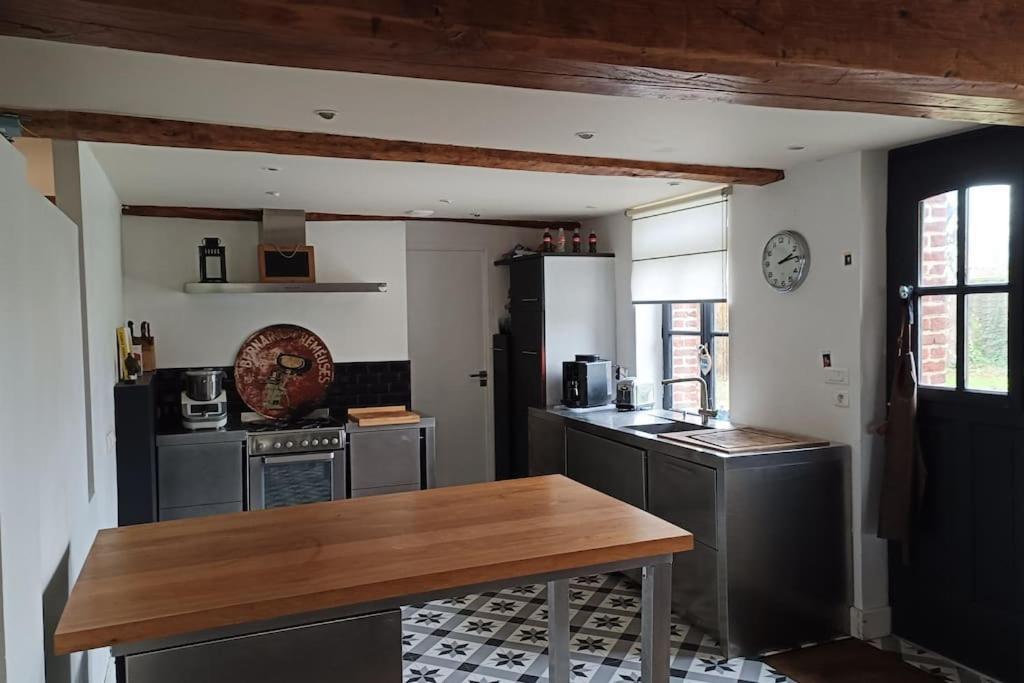Ferme De Caractere Avec Piscine Et Cheminee Vila Sainghin-en-Mélantois Exterior foto