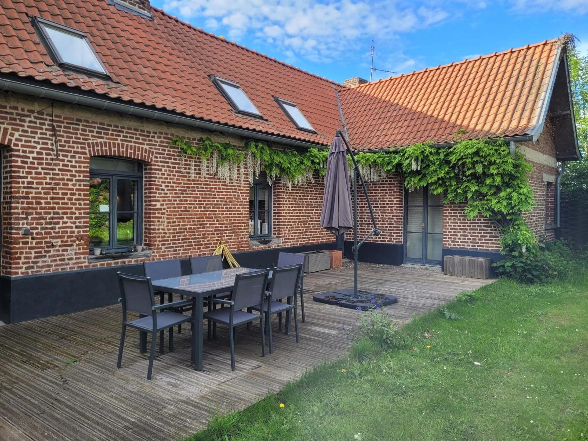 Ferme De Caractere Avec Piscine Et Cheminee Vila Sainghin-en-Mélantois Exterior foto